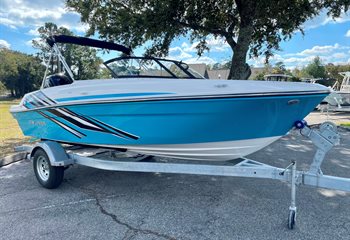 2025 Bayliner VR4 Impulse Blue Boat